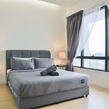 Usj One Subang Jaya By Widebed Apartment Ngoại thất bức ảnh