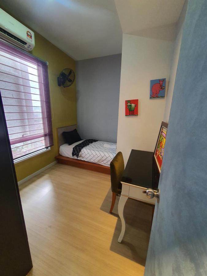 Usj One Subang Jaya By Widebed Apartment Ngoại thất bức ảnh