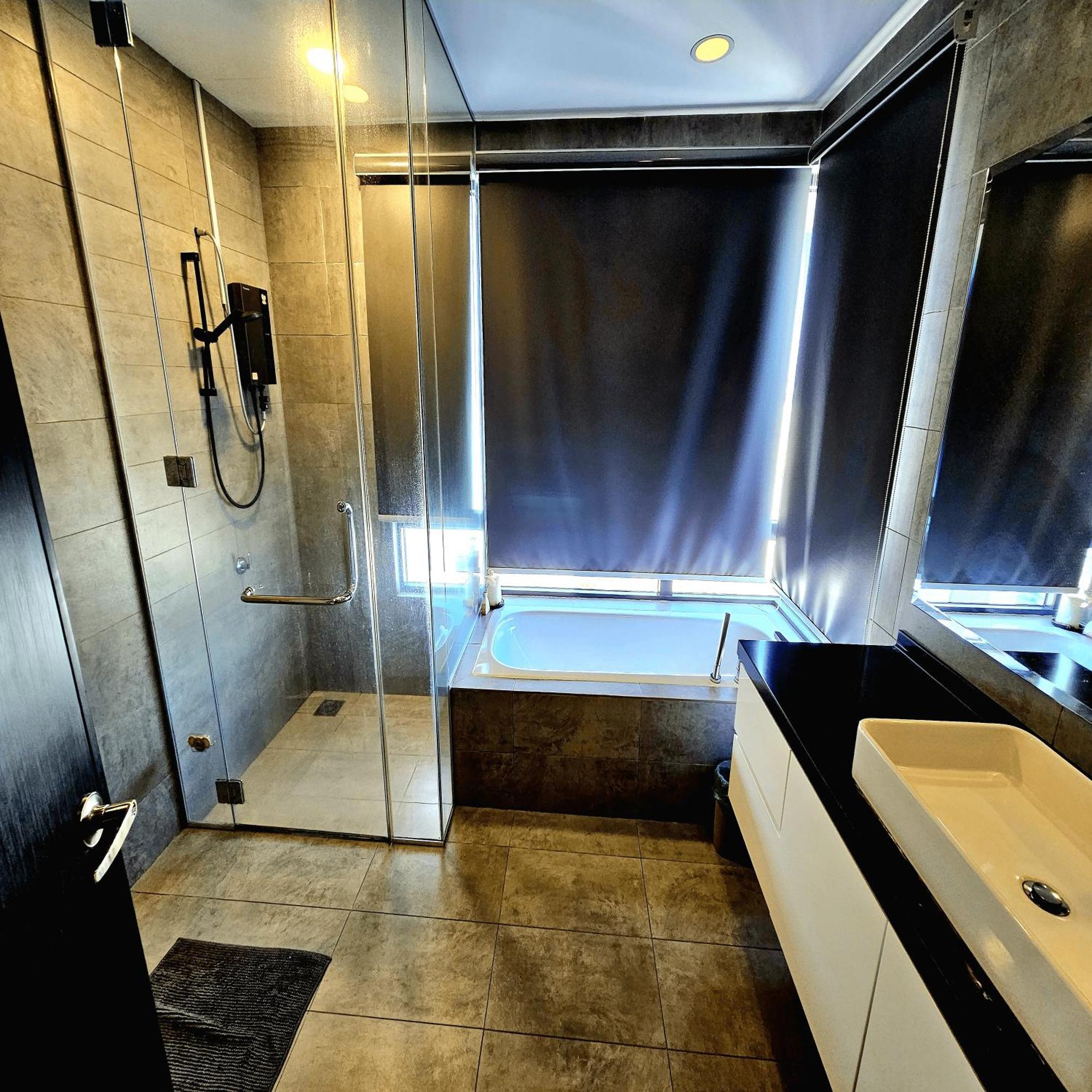 Usj One Subang Jaya By Widebed Apartment Ngoại thất bức ảnh