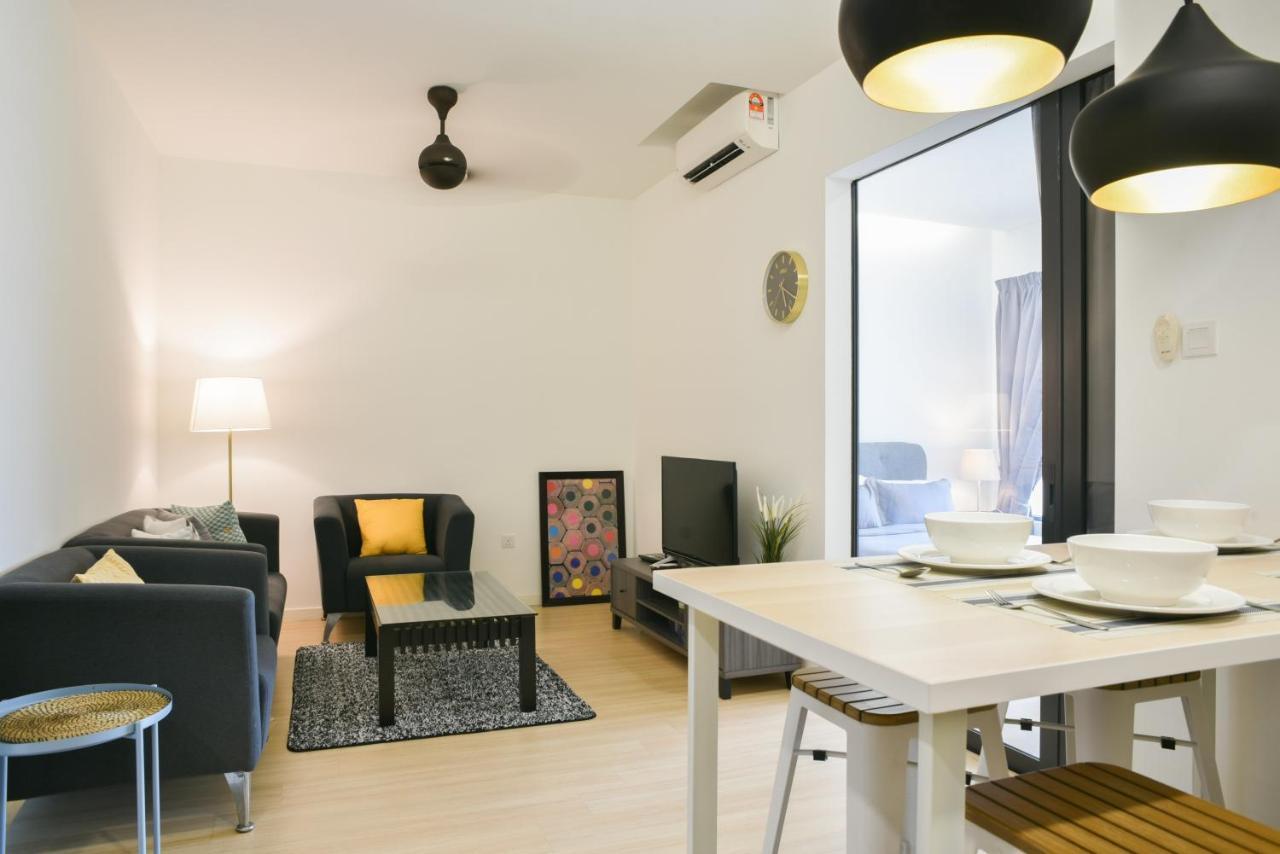 Usj One Subang Jaya By Widebed Apartment Ngoại thất bức ảnh
